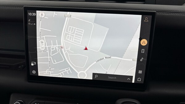 Used Land Rover Defender 110 2025 for sale - 76323894: Photo 17