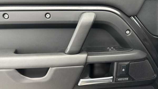 Used Land Rover Defender 110 2025 for sale - 76323894: Photo 19