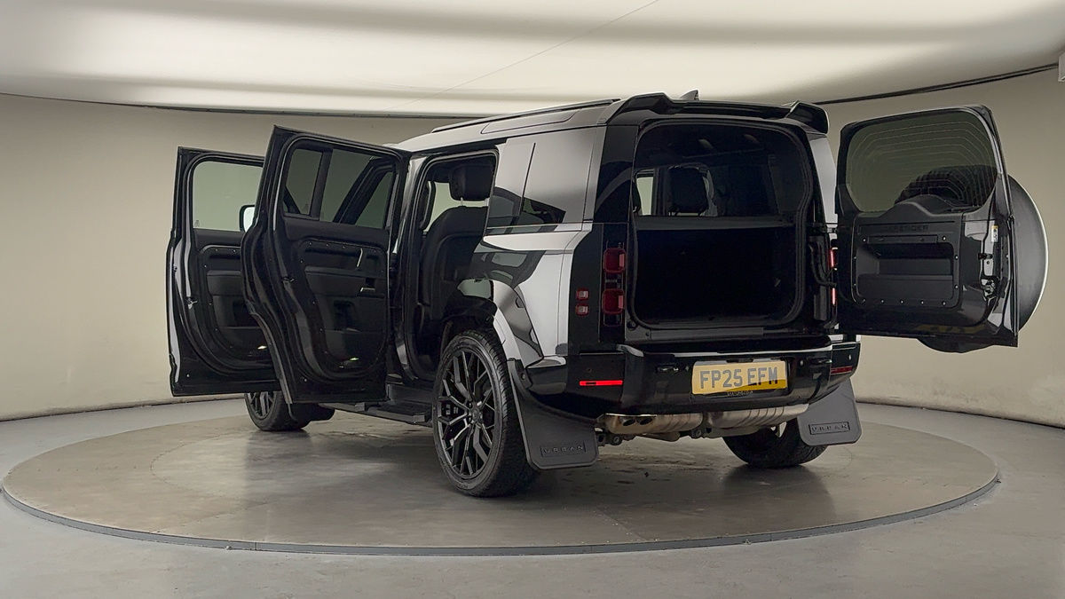 Used Land Rover Defender 110 2025 for sale - 76323894: Photo 23