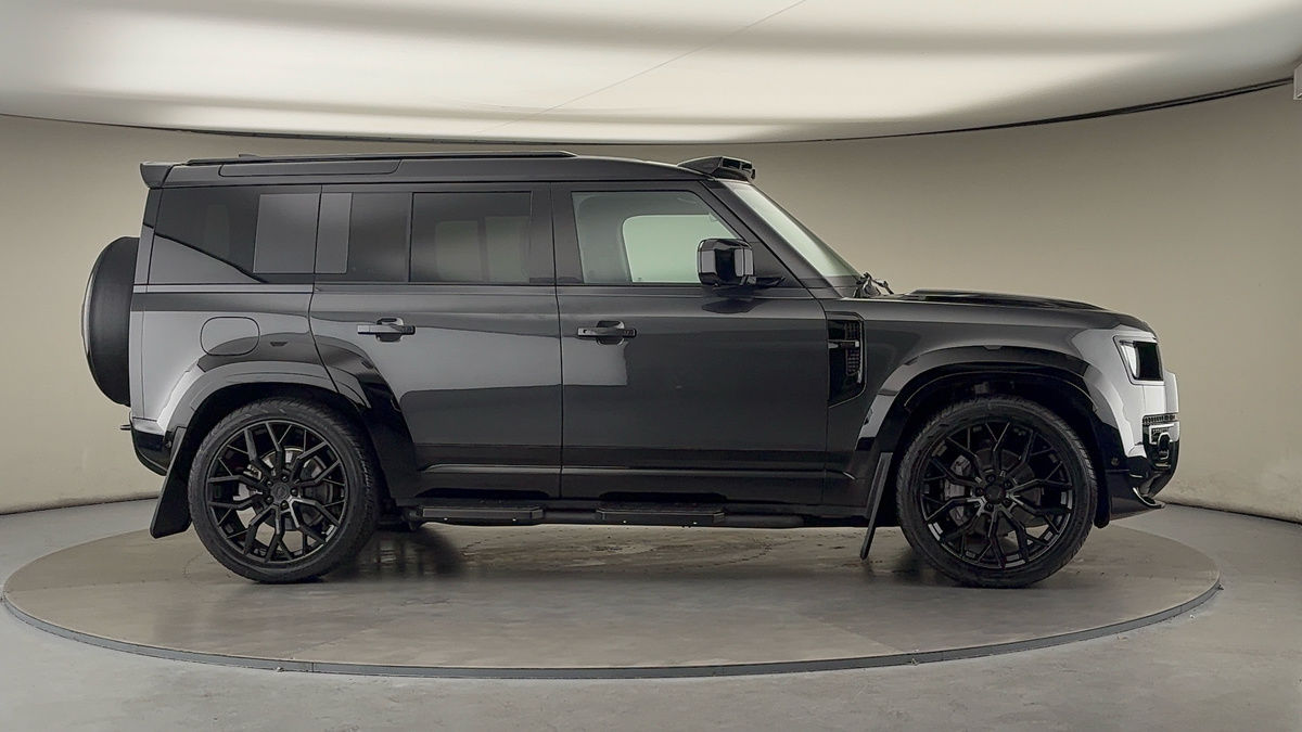 Used Land Rover Defender 110 2025 for sale - 76323894: Photo 39