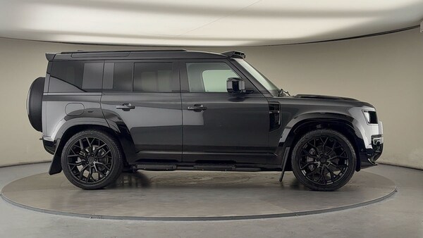 Used Land Rover Defender 110 2025 for sale - 76323894: Photo 39