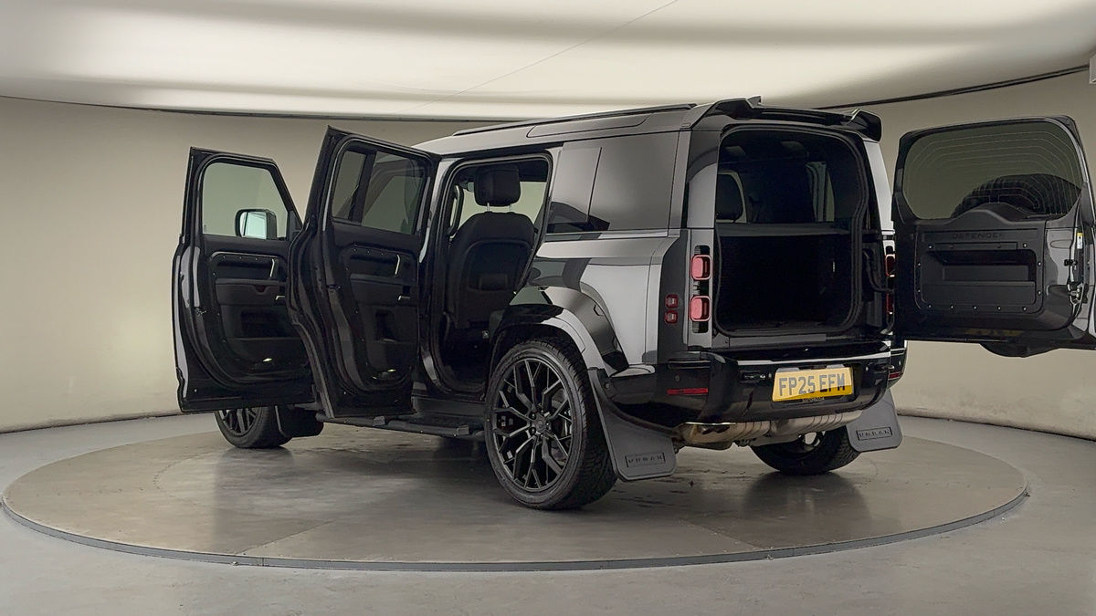 Used Land Rover Defender 110 2025 for sale - 76323894: Photo 46