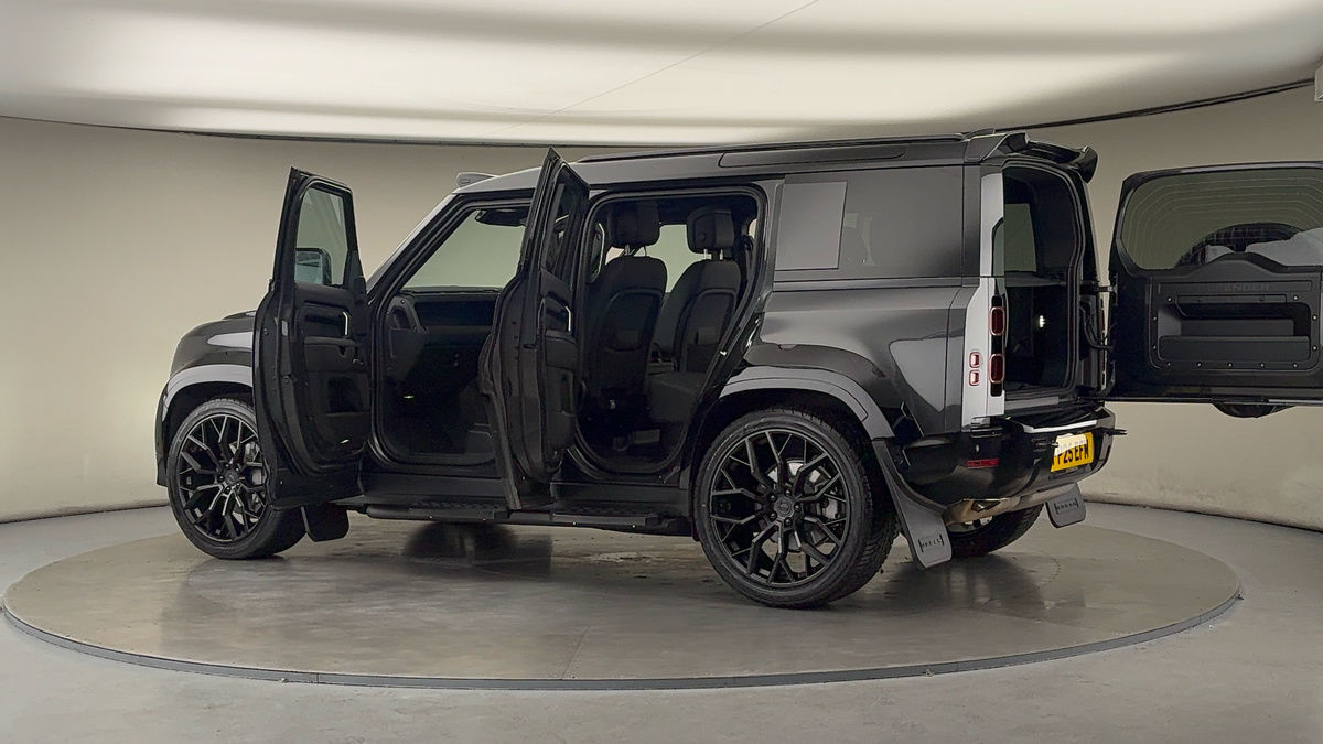 Used Land Rover Defender 110 2025 for sale - 76323894: Photo 48