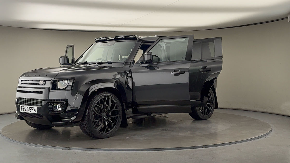 Used Land Rover Defender 110 2025 for sale - 76323894: Photo 52