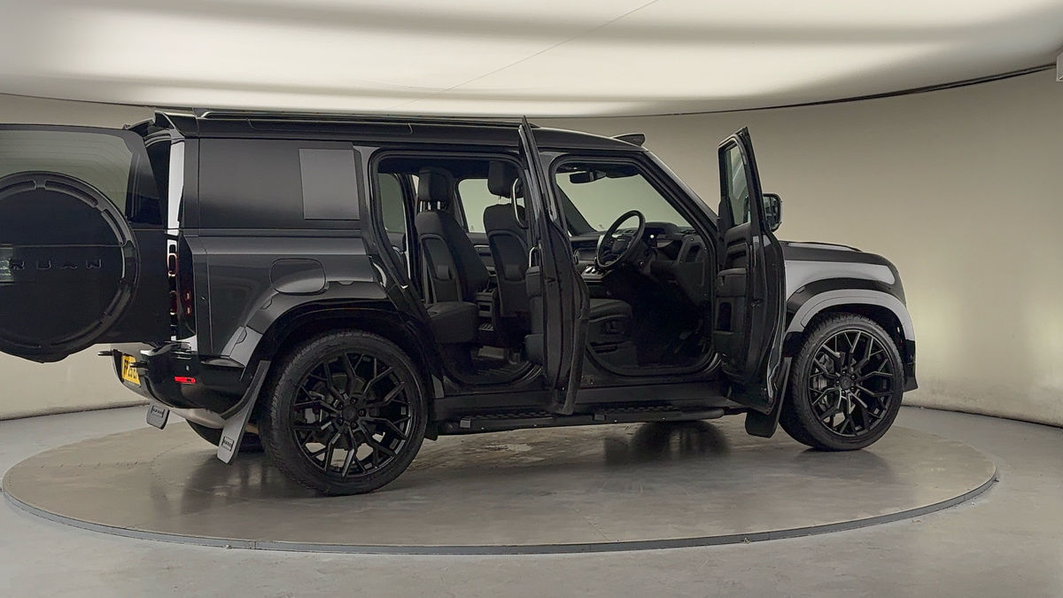 Used Land Rover Defender 110 2025 for sale - 76323894: Photo 60