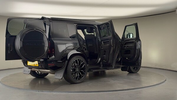 Used Land Rover Defender 110 2025 for sale - 76323894: Photo 61