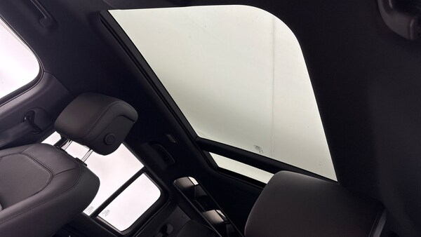Used Land Rover Defender 110 2025 for sale - 76323894: Photo 6