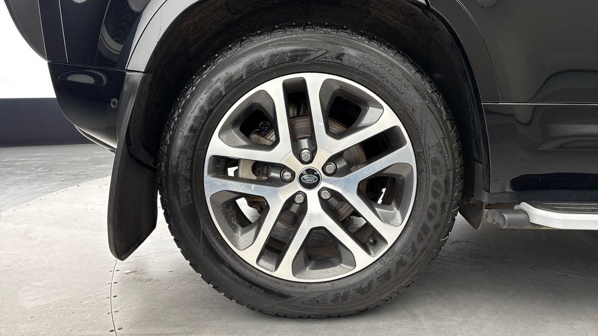 Used Land Rover Defender 110 2022 for sale - 76896695: Photo 10