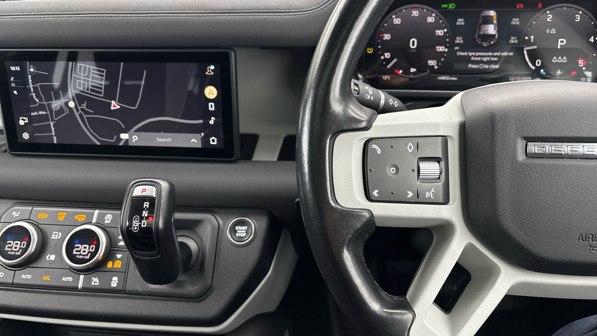 Used Land Rover Defender 110 2022 for sale - 76896695: Photo 13