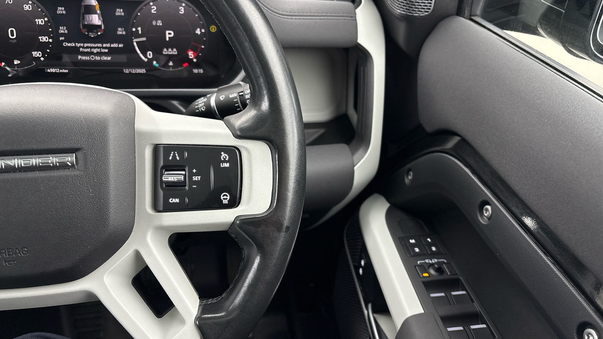 Used Land Rover Defender 110 2022 for sale - 76896695: Photo 14