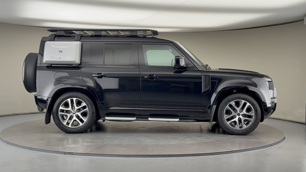 Used Land Rover Defender 110 2022 for sale - 76896695: Photo 16