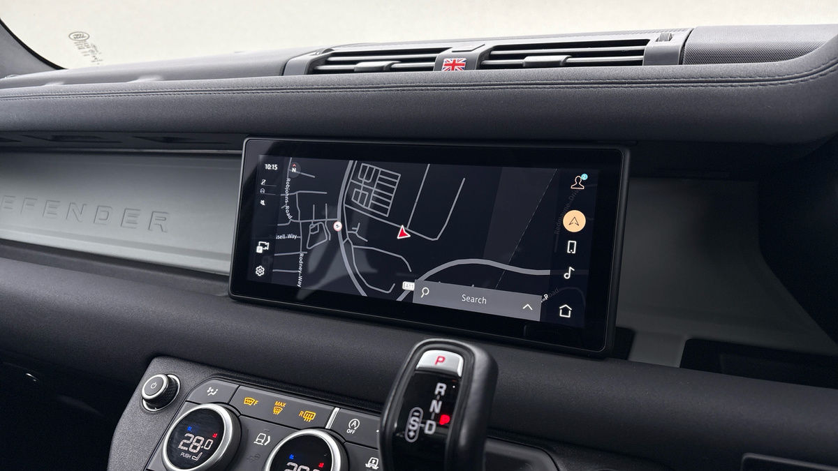 Used Land Rover Defender 110 2022 for sale - 76896695: Photo 17