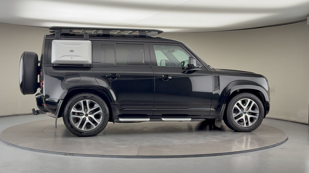 Used Land Rover Defender 110 2022 for sale - 76896695: Photo 41