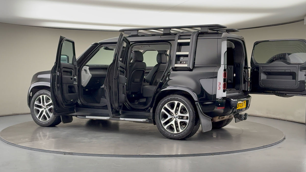 Used Land Rover Defender 110 2022 for sale - 76896695: Photo 49