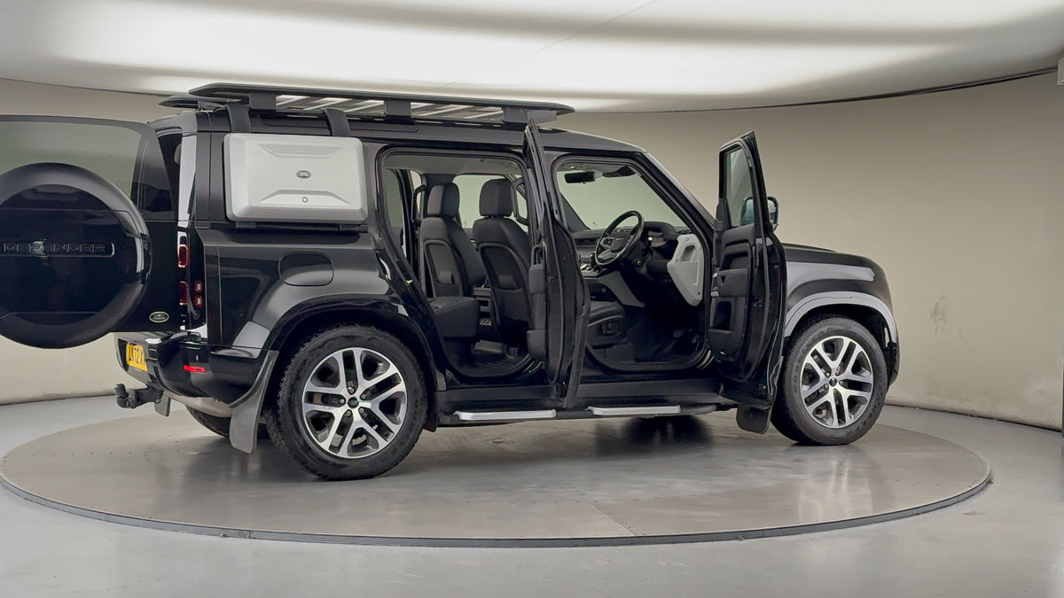 Used Land Rover Defender 110 2022 for sale - 76896695: Photo 61