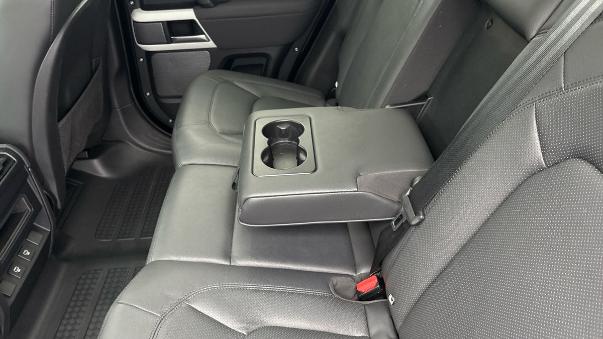 Used Land Rover Defender 110 2022 for sale - 76896695: Photo 9