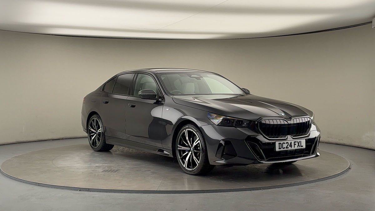 Used BMW 5 Series 2024 for sale - 76304613: Photo 1