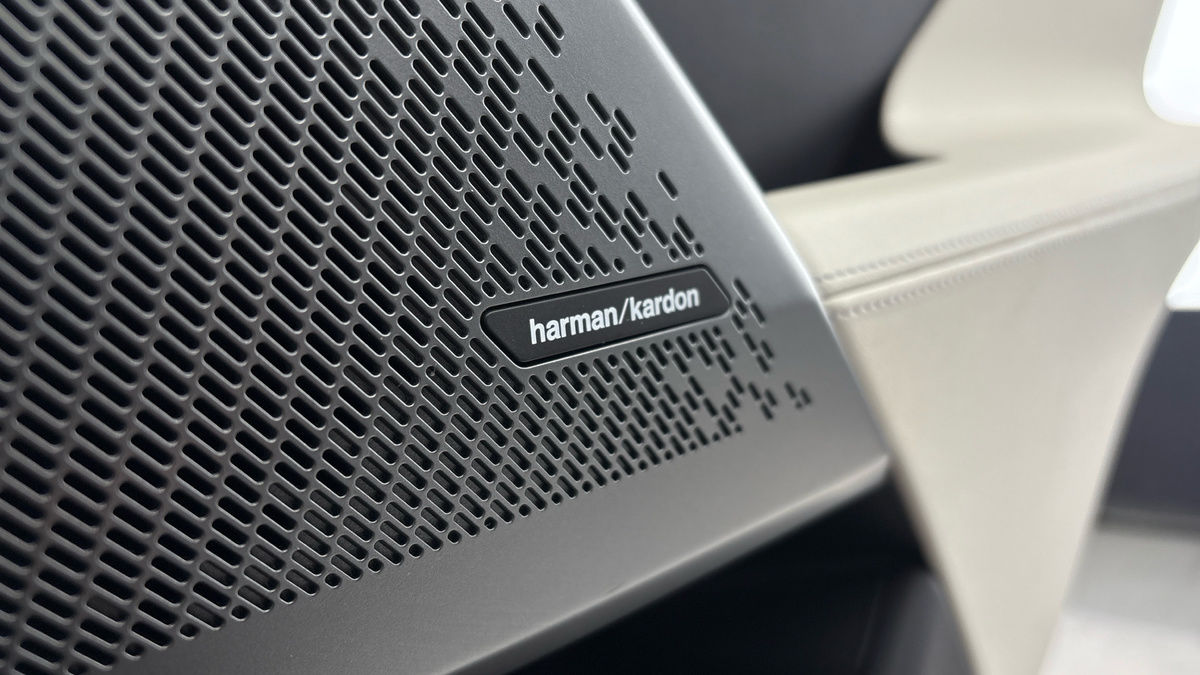 Used BMW 5 Series 2024 for sale - 76304613: Photo 25