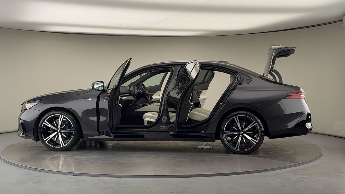 Used BMW 5 Series 2024 for sale - 76304613: Photo 49