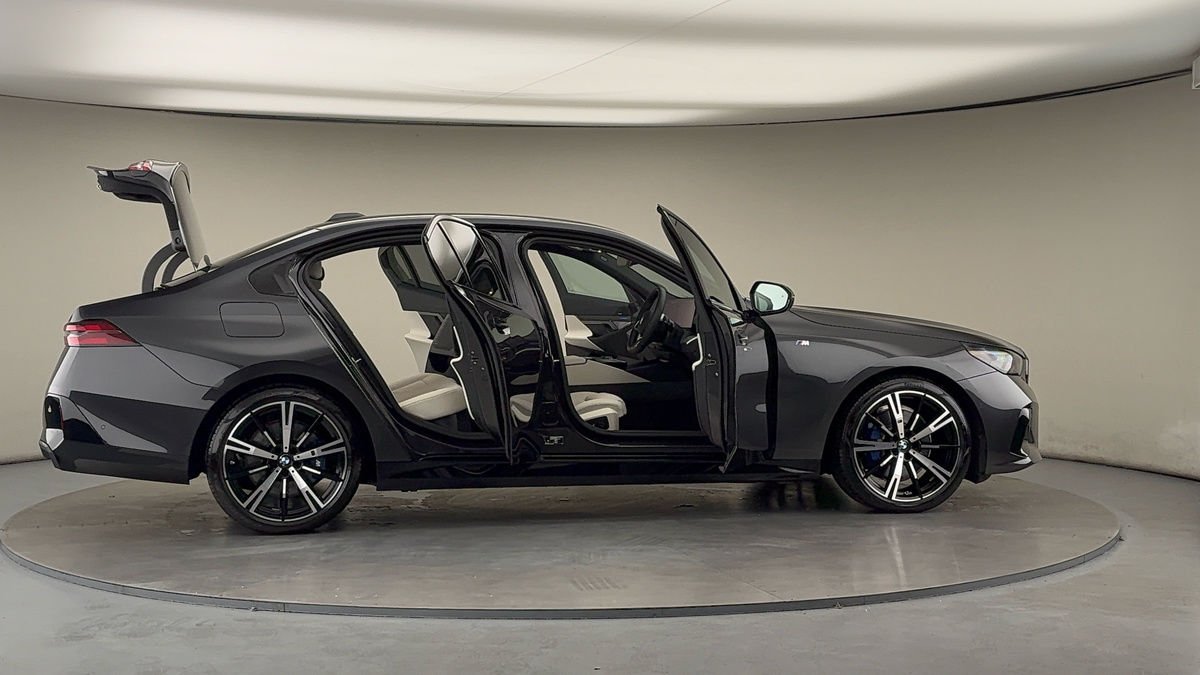 Used BMW 5 Series 2024 for sale - 76304613: Photo 59