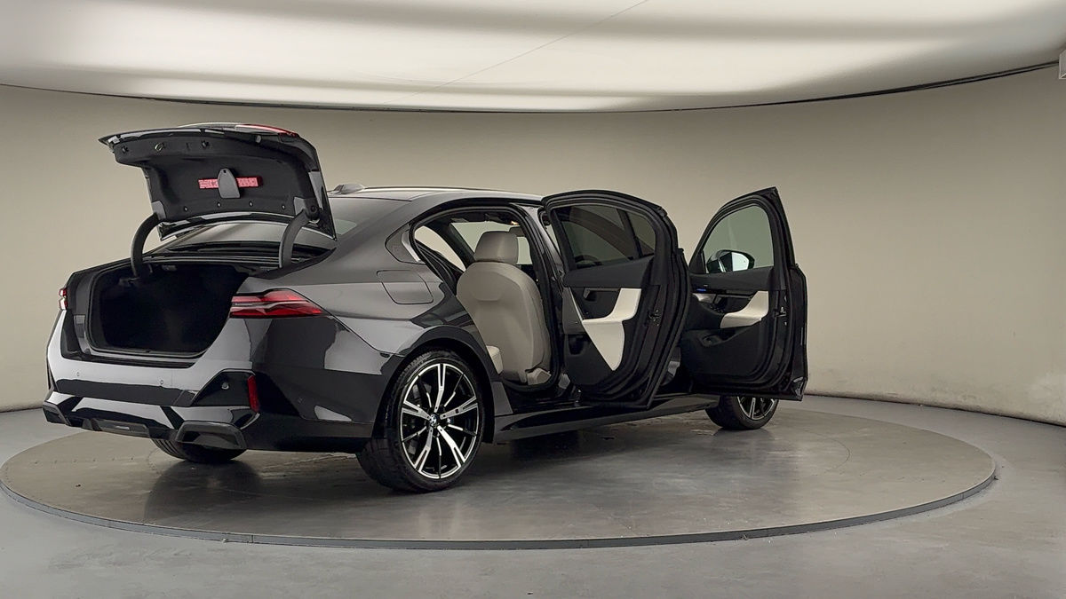 Used BMW 5 Series 2024 for sale - 76304613: Photo 61