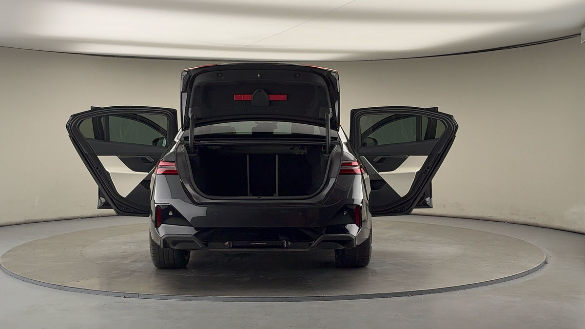 Used BMW 5 Series 2024 for sale - 76304613: Photo 63