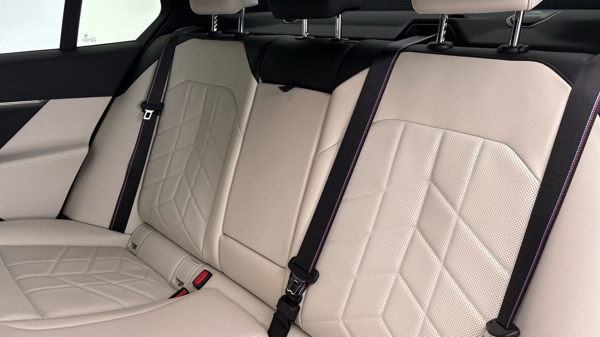 Used BMW 5 Series 2024 for sale - 76304613: Photo 8