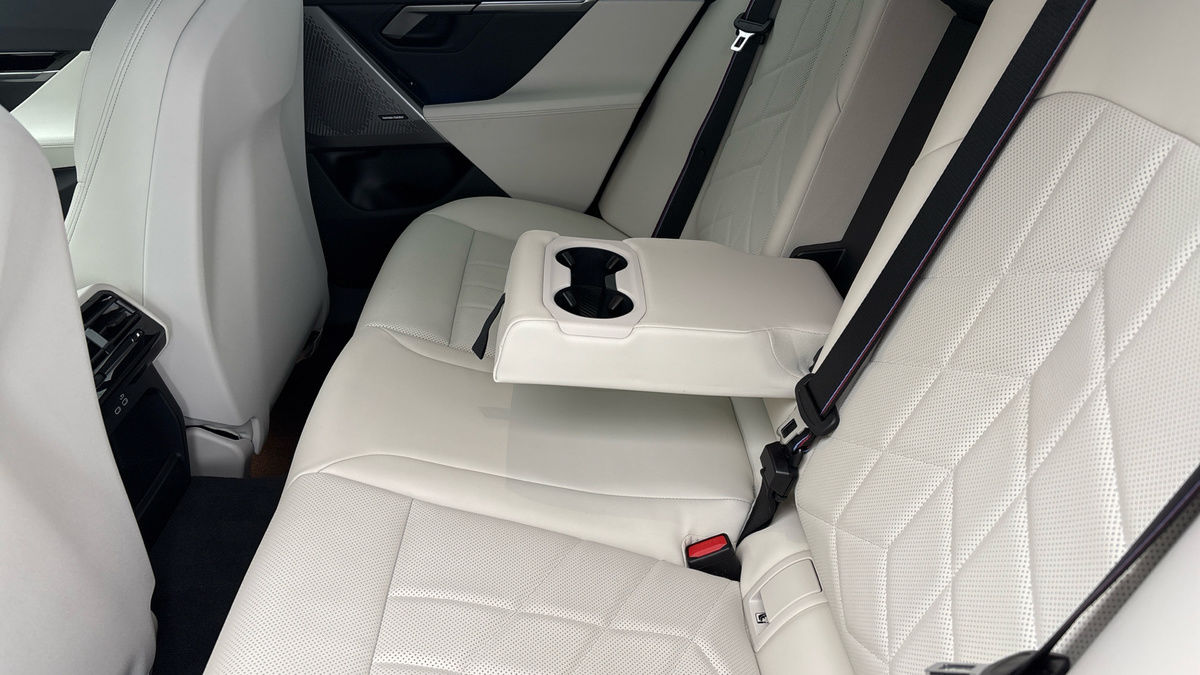 Used BMW 5 Series 2024 for sale - 76304613: Photo 9