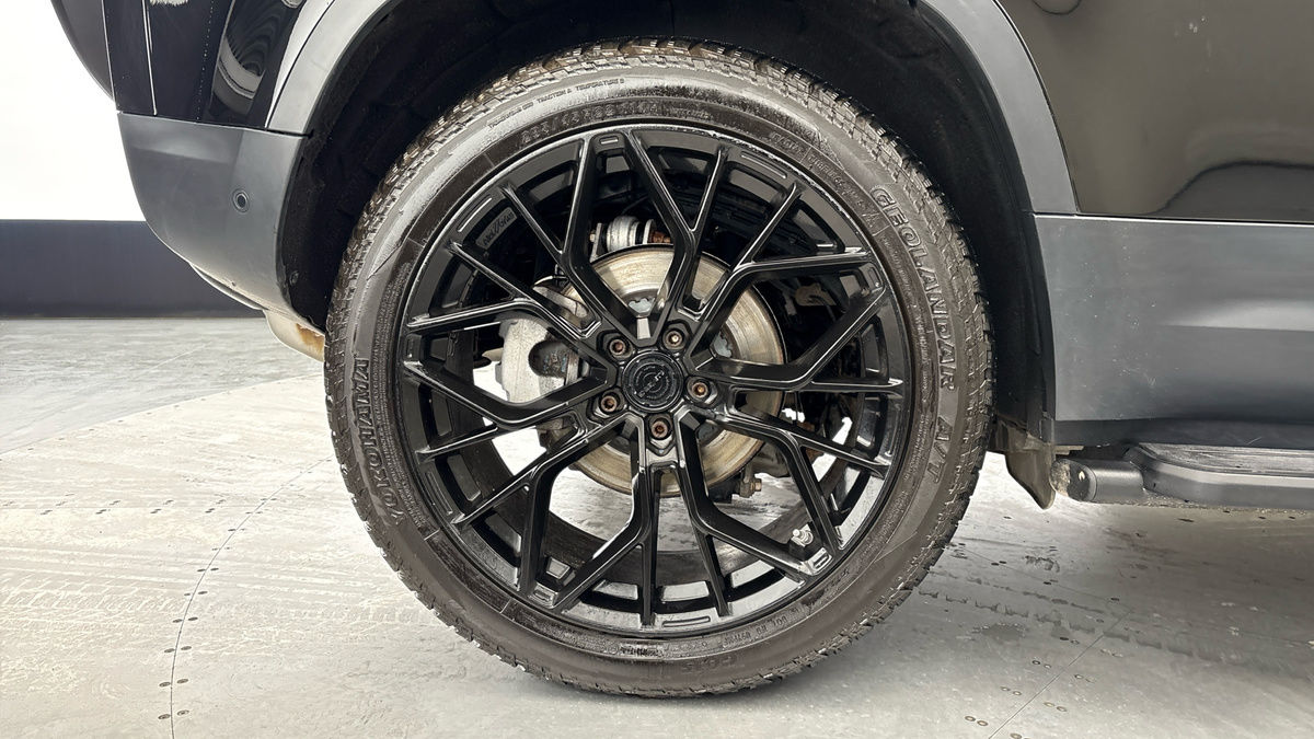 Used Land Rover Defender 110 2020 for sale - 77821831: Photo 10