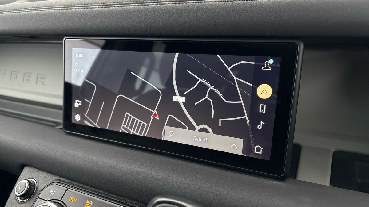 Used Land Rover Defender 110 2020 for sale - 77821831: Photo 17