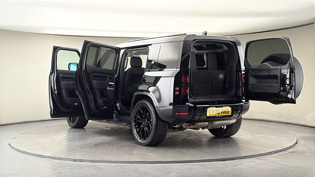 Used Land Rover Defender 110 2020 for sale - 77821831: Photo 23