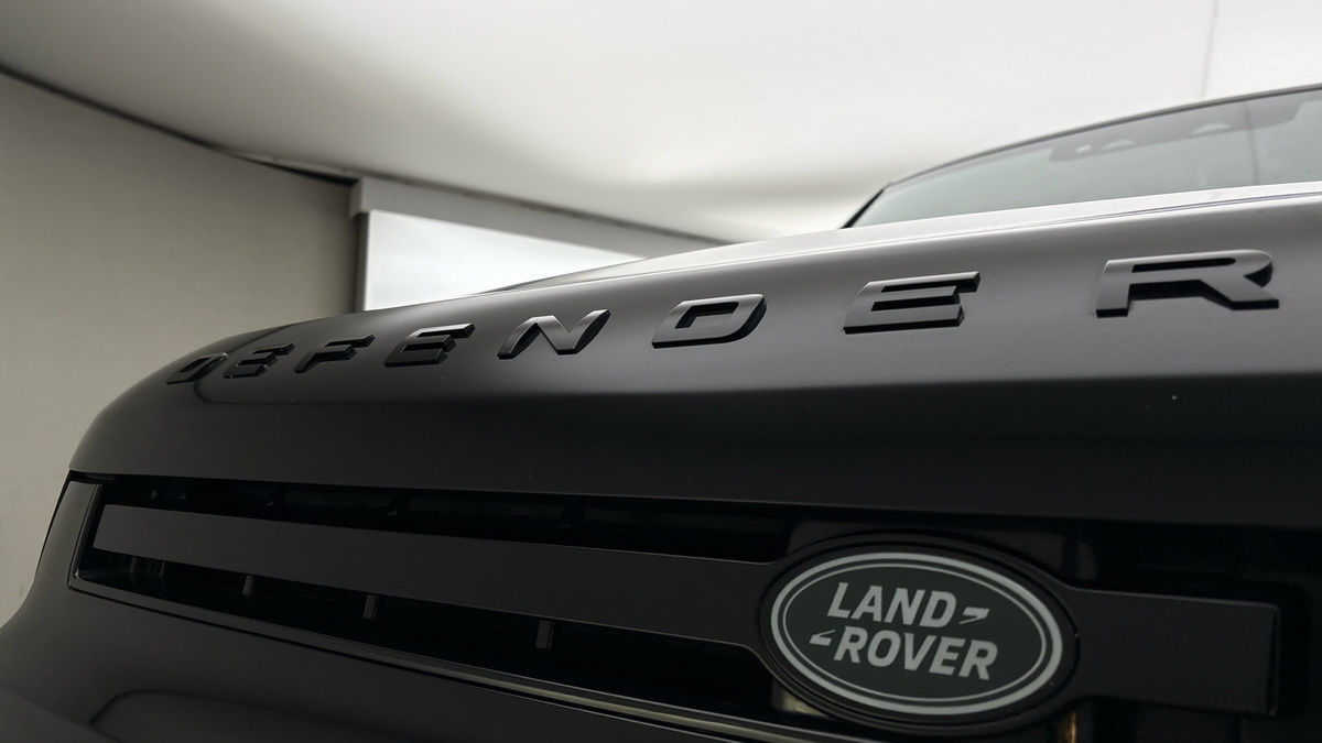 Used Land Rover Defender 110 2020 for sale - 77821831: Photo 24