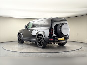 Used Land Rover Defender 110 2020 for sale - 77821831: Photo