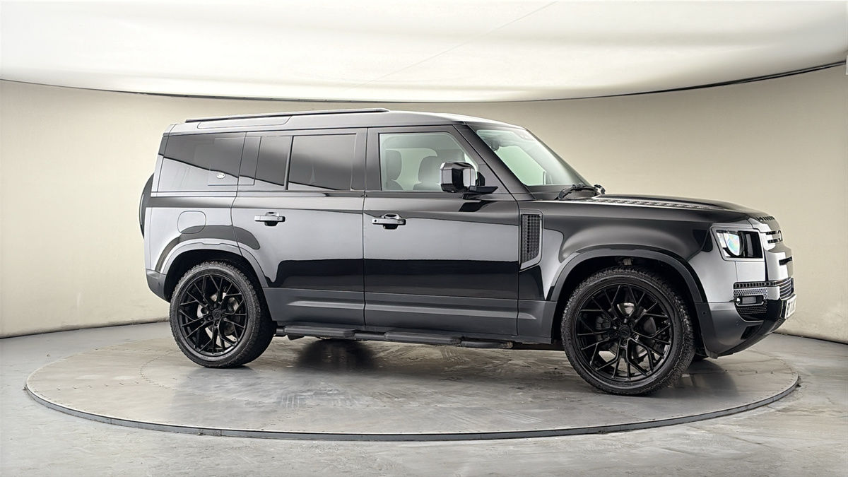 Used Land Rover Defender 110 2020 for sale - 77821831: Photo 37