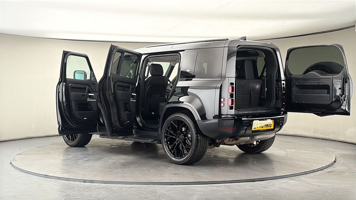 Used Land Rover Defender 110 2020 for sale - 77821831: Photo 45