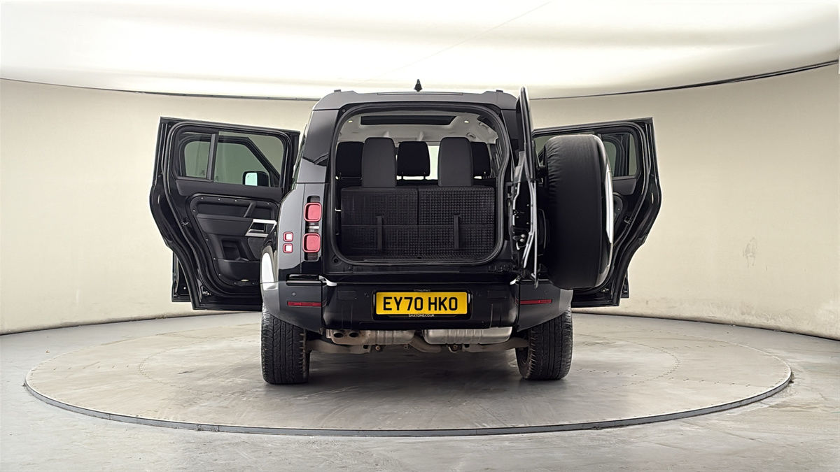 Used Land Rover Defender 110 2020 for sale - 77821831: Photo 62