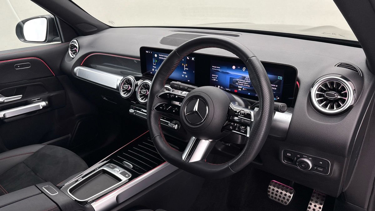 Used Mercedes-Benz GLB 2025 for sale - 76357255: Photo 5