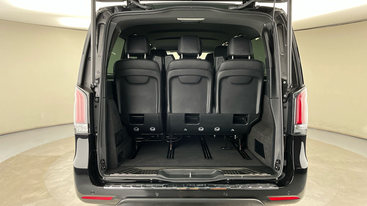 Used Mercedes-Benz V-Class 2024 for sale - 78213247: Photo 11