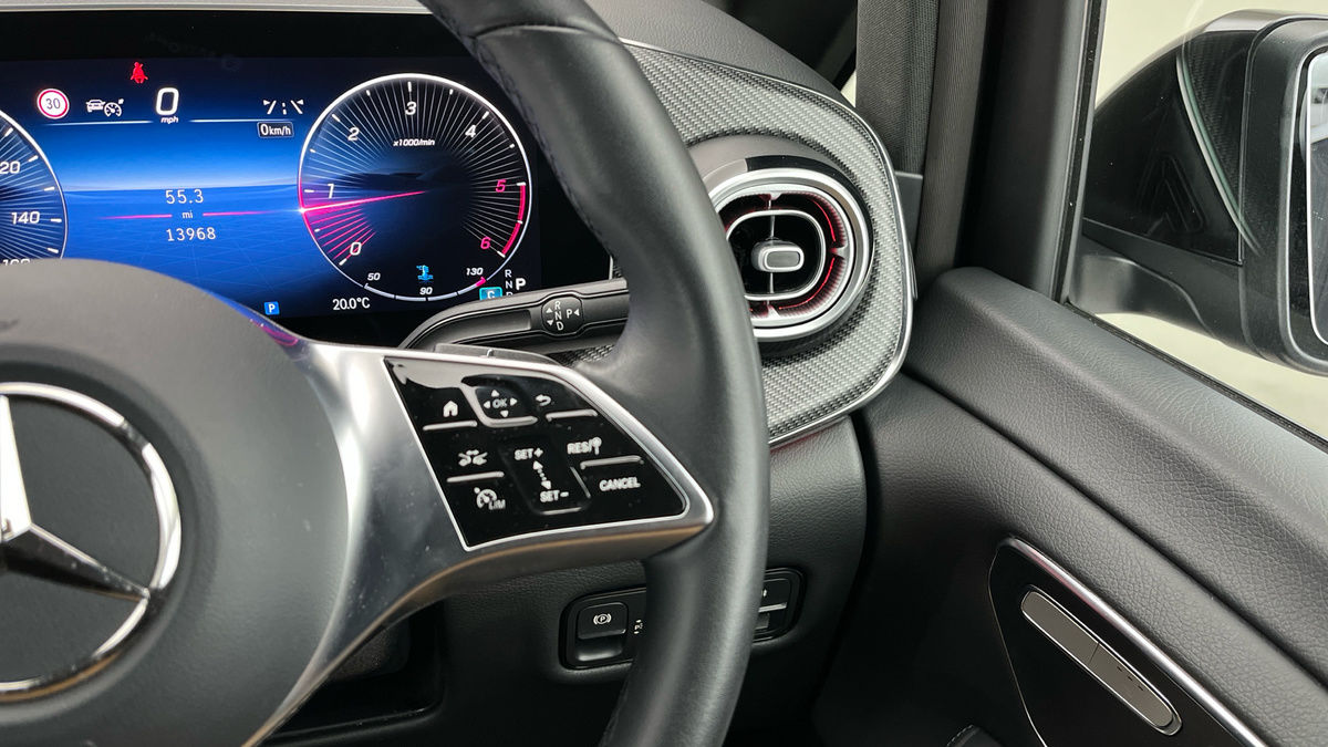 Used Mercedes-Benz V-Class 2024 for sale - 78213247: Photo 14