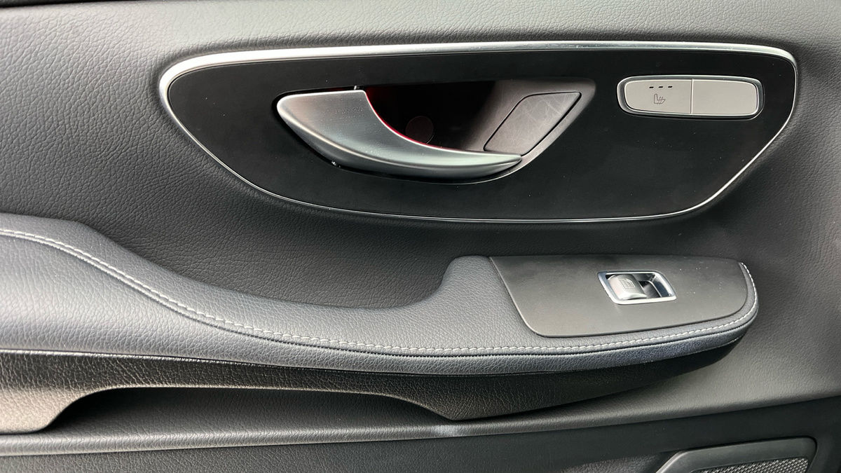 Used Mercedes-Benz V-Class 2024 for sale - 78213247: Photo 19