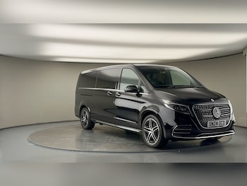 Used Mercedes-Benz V-Class 2024 for sale - 78213247: Photo