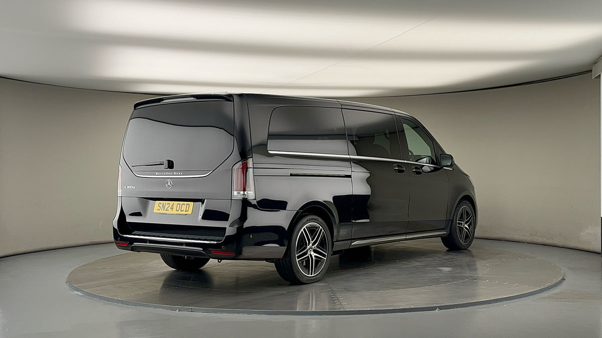 Used Mercedes-Benz V-Class 2024 for sale - 78213247: Photo 41