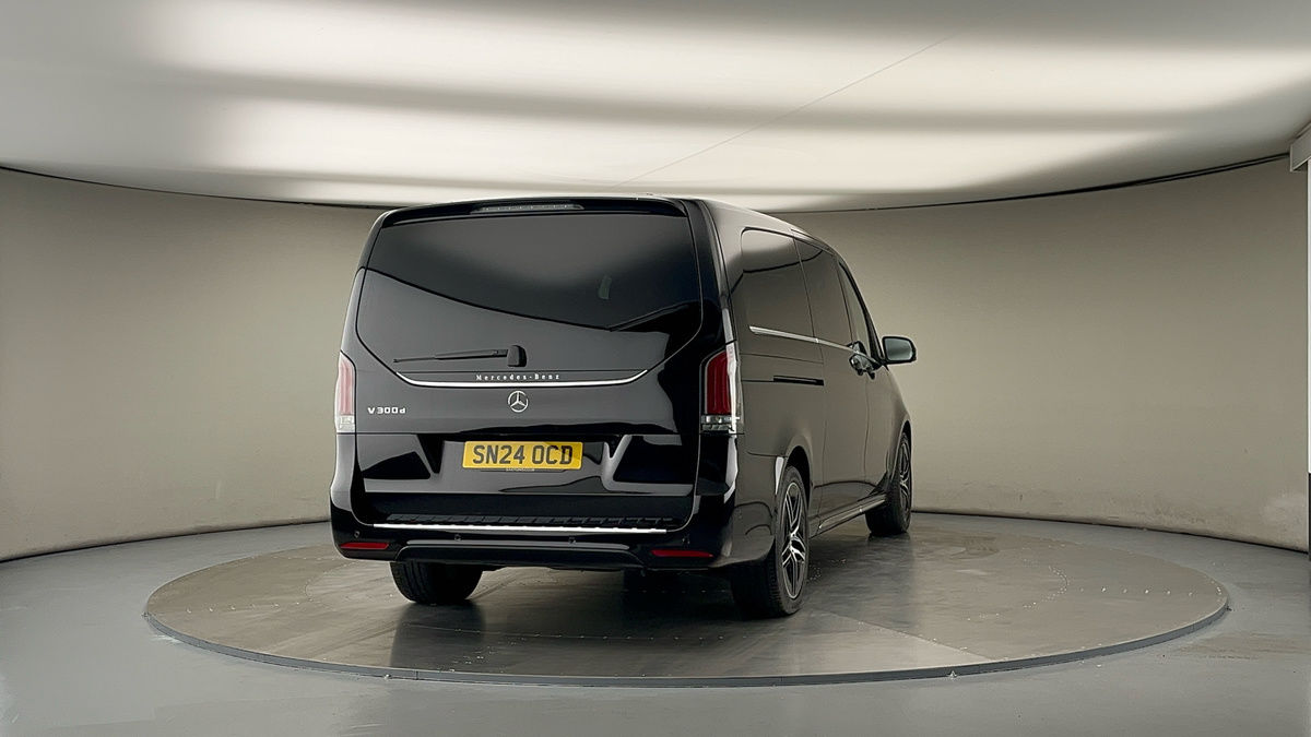 Used Mercedes-Benz V-Class 2024 for sale - 78213247: Photo 42