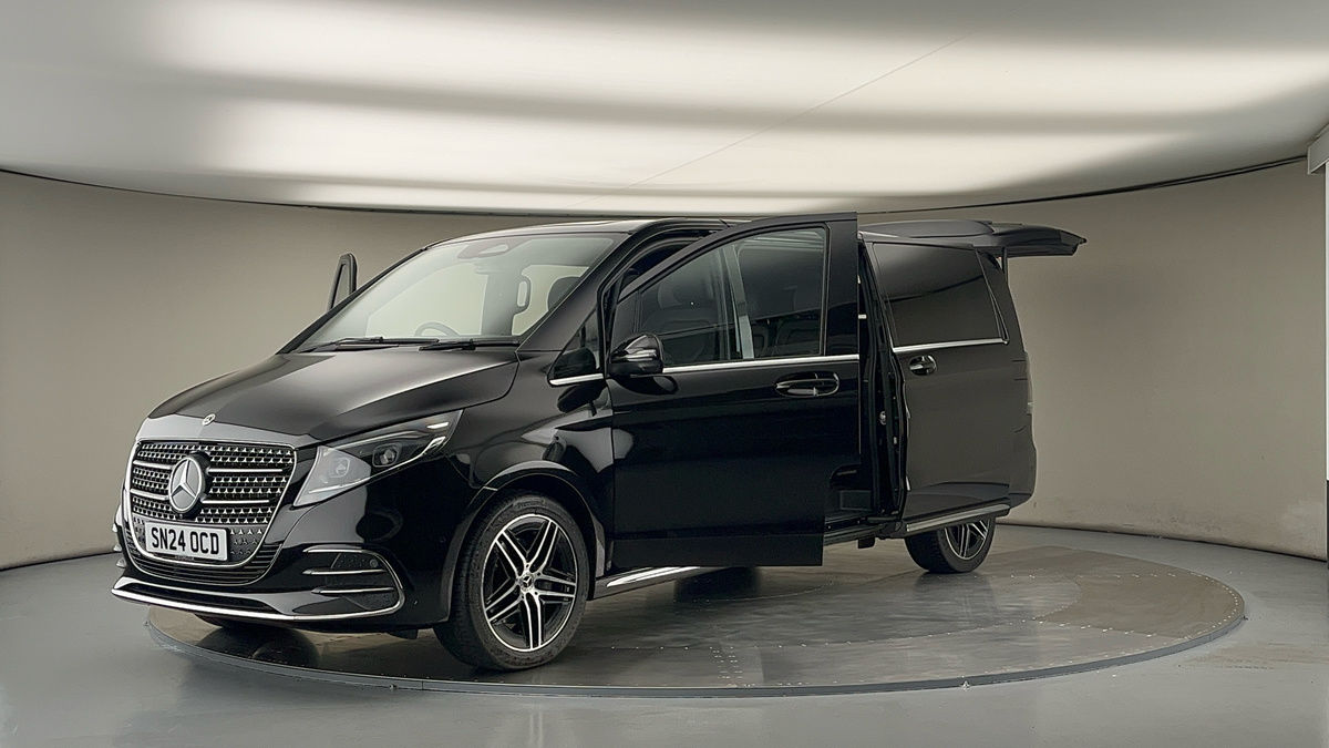 Used Mercedes-Benz V-Class 2024 for sale - 78213247: Photo 51