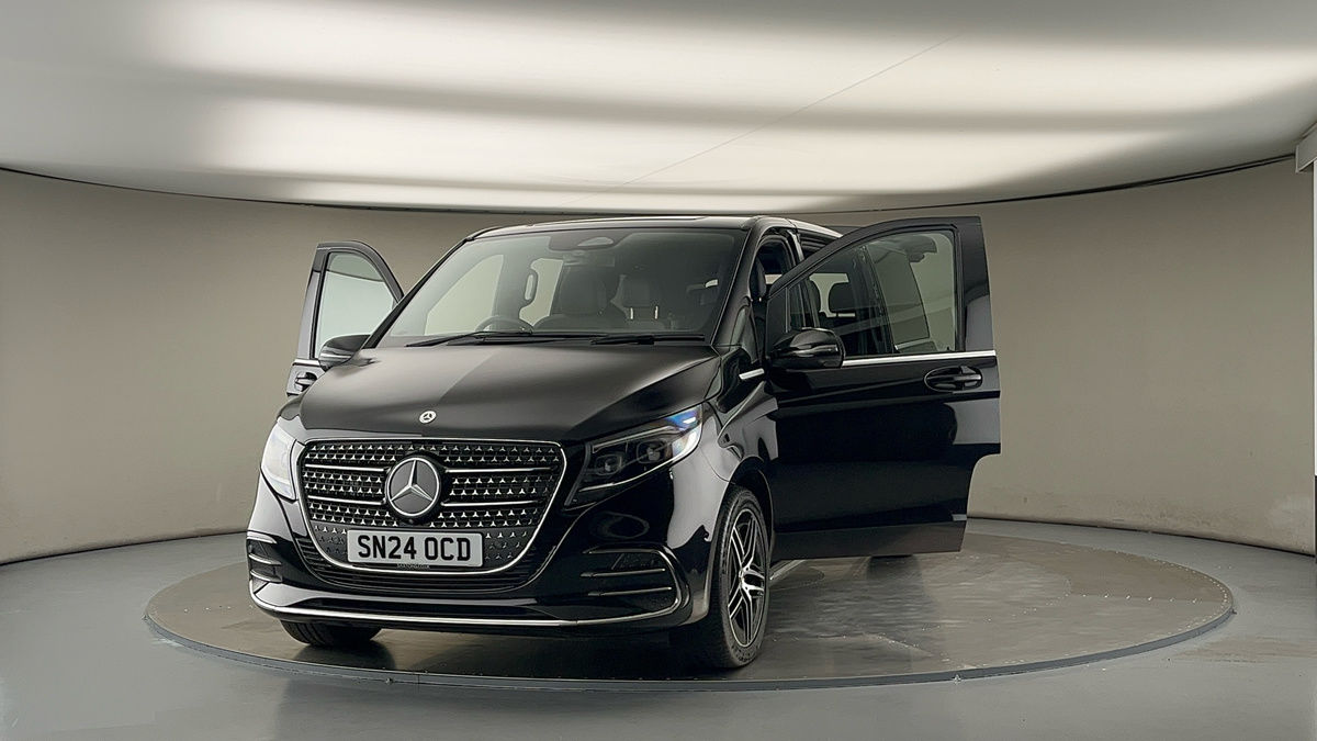 Used Mercedes-Benz V-Class 2024 for sale - 78213247: Photo 52