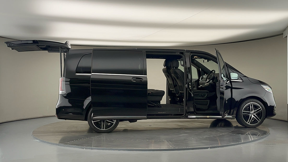 Used Mercedes-Benz V-Class 2024 for sale - 78213247: Photo 58