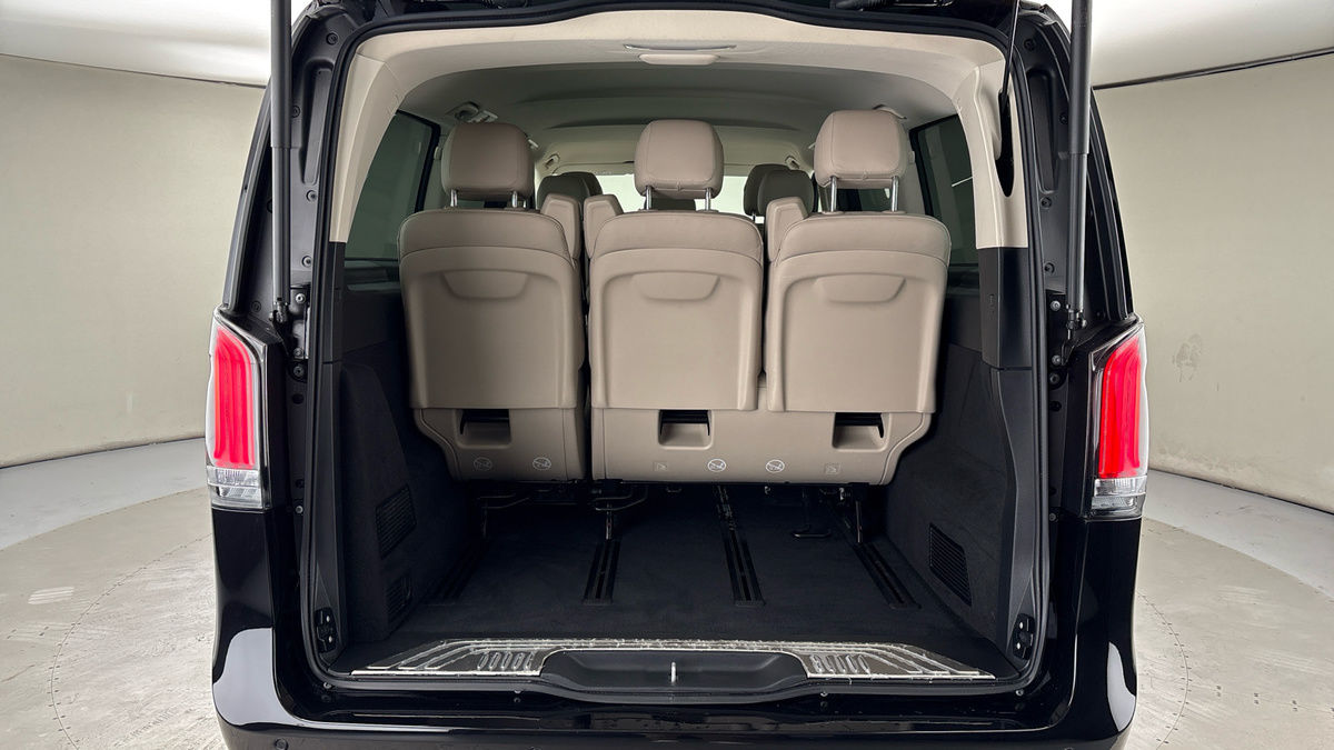 Used Mercedes-Benz V-Class 2024 for sale - 78213289: Photo 11