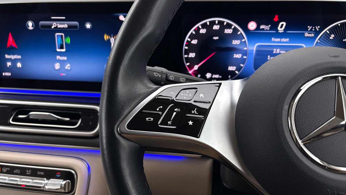 Used Mercedes-Benz V-Class 2024 for sale - 78213289: Photo 13