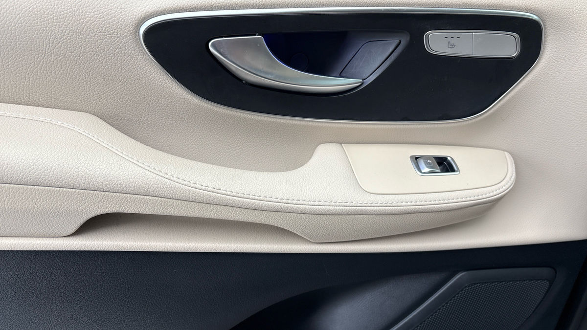 Used Mercedes-Benz V-Class 2024 for sale - 78213289: Photo 19