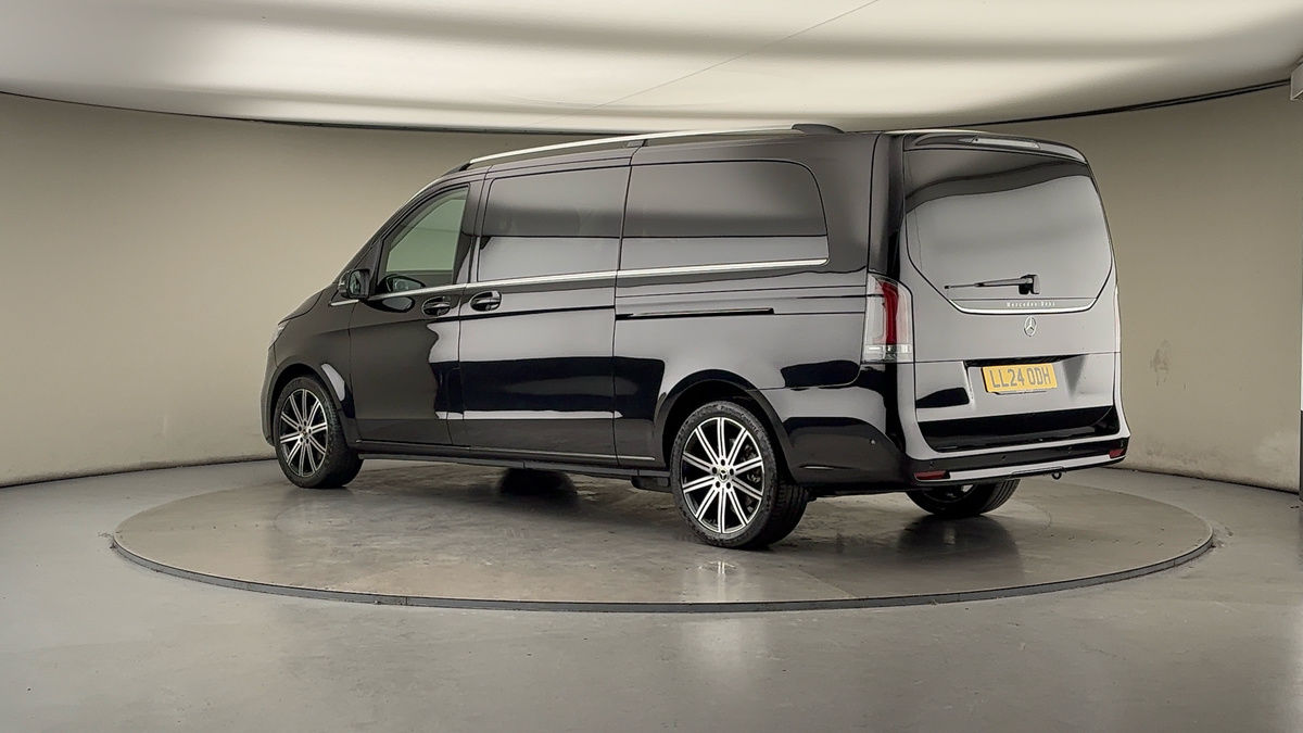 Used Mercedes-Benz V-Class 2024 for sale - 78213289: Photo 26